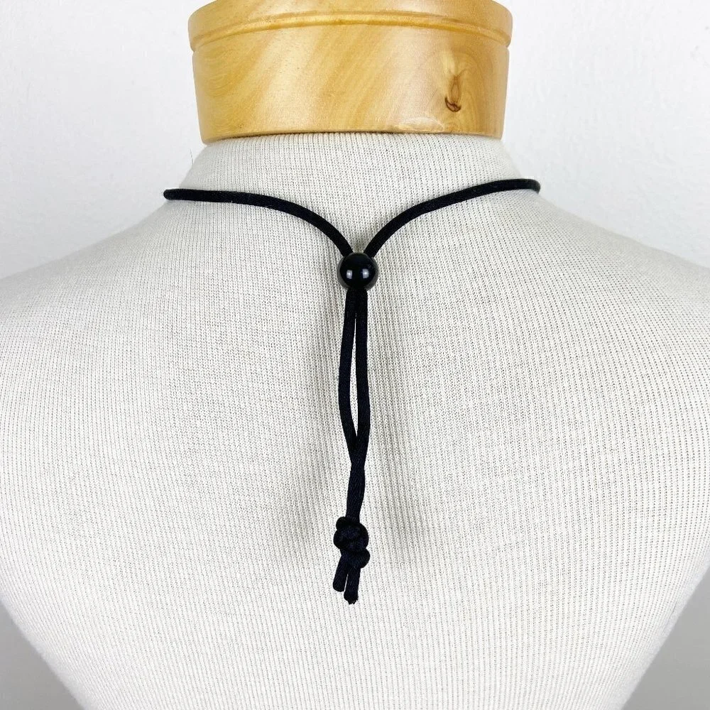 Athleta mask necklace